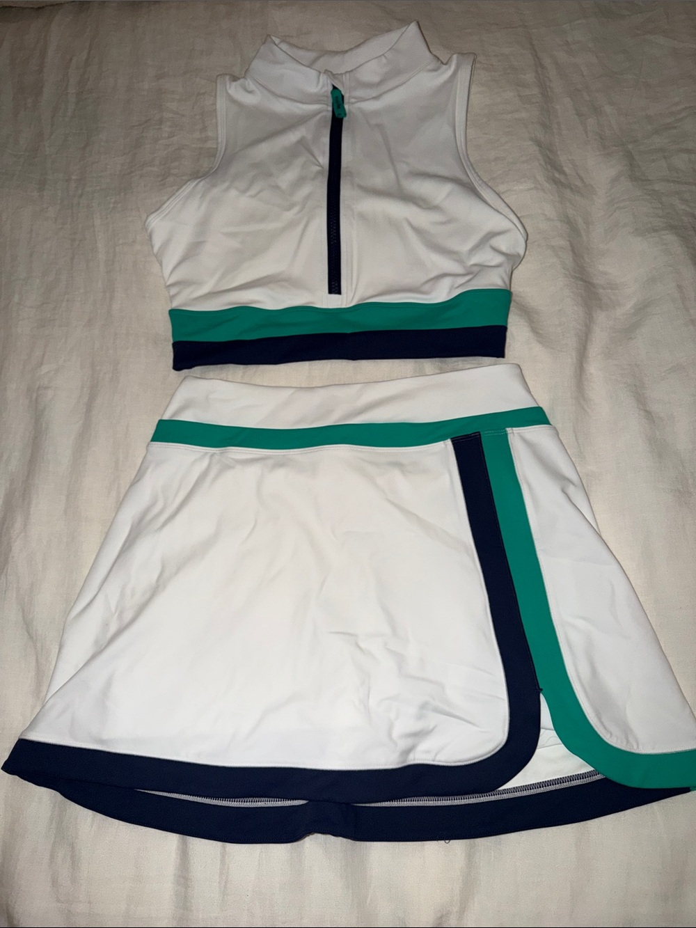 BEACH RIOT SET NWTWhite Athletic Crop Top and Skort Set with Green and Navy Trim